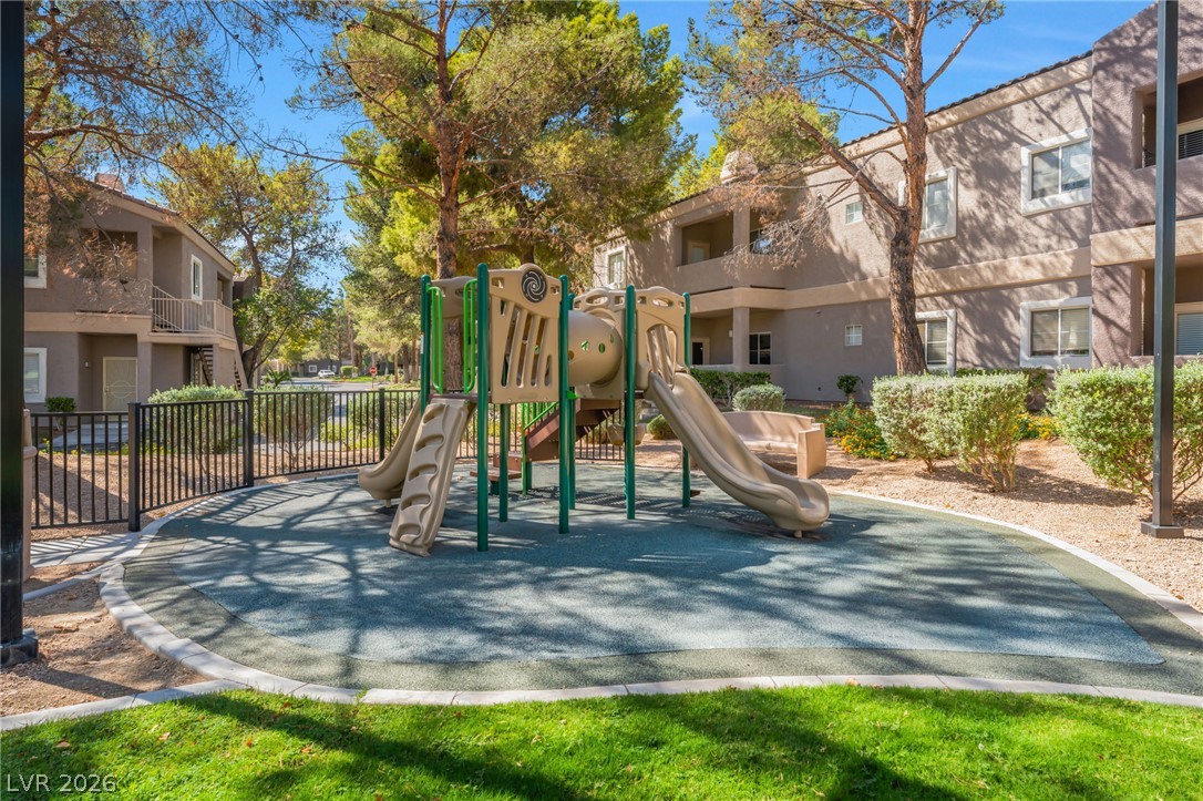 Photo 28 of 30, 5250 S Rainbow Boulevard #2157