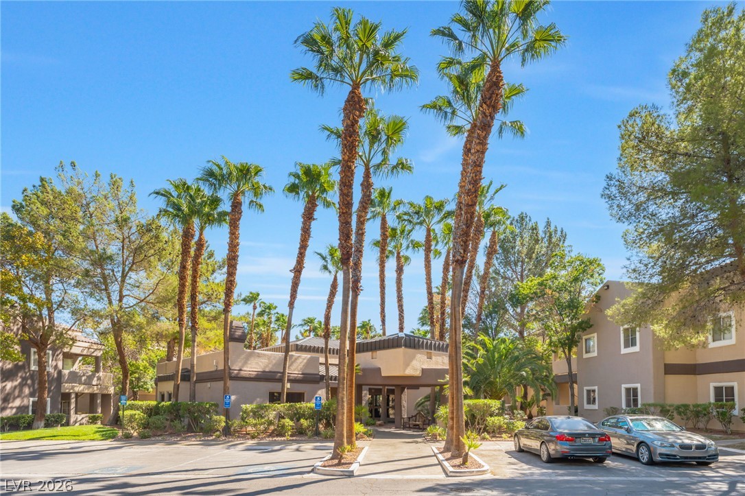 Photo 27 of 30, 5250 S Rainbow Boulevard #2157