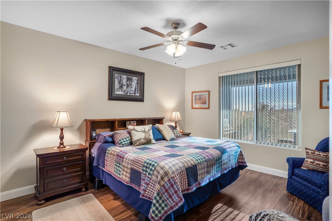 Photo 12 of 31, 671 Kylee Avenue