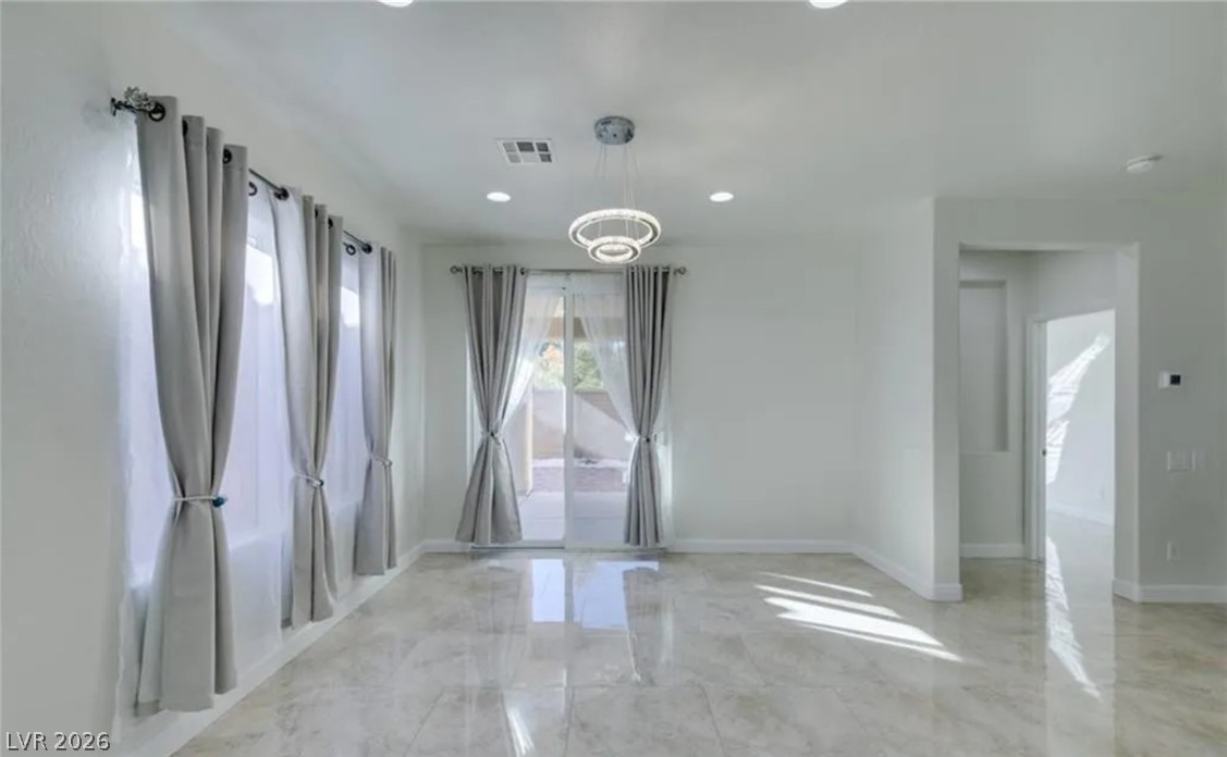 Photo 8 of 34, 2659 Lochleven Way