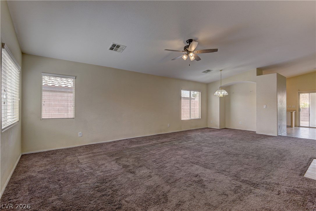 Photo 6 of 29, 2280 Chestnut Ranch Avenue