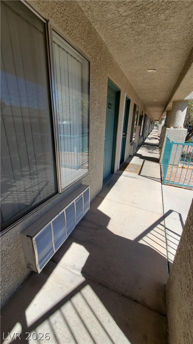 Photo 8 of 28, 100 Pulsipher Lane #7104