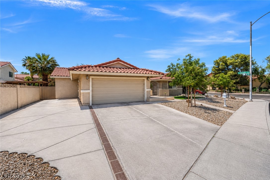 Photo 3 of 1512 Padova Drive