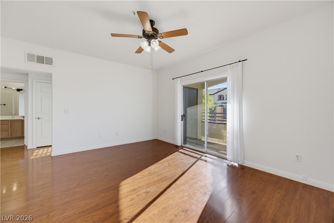 Photo 13 of 59, 2291 W Horizon Ridge Parkway #13176