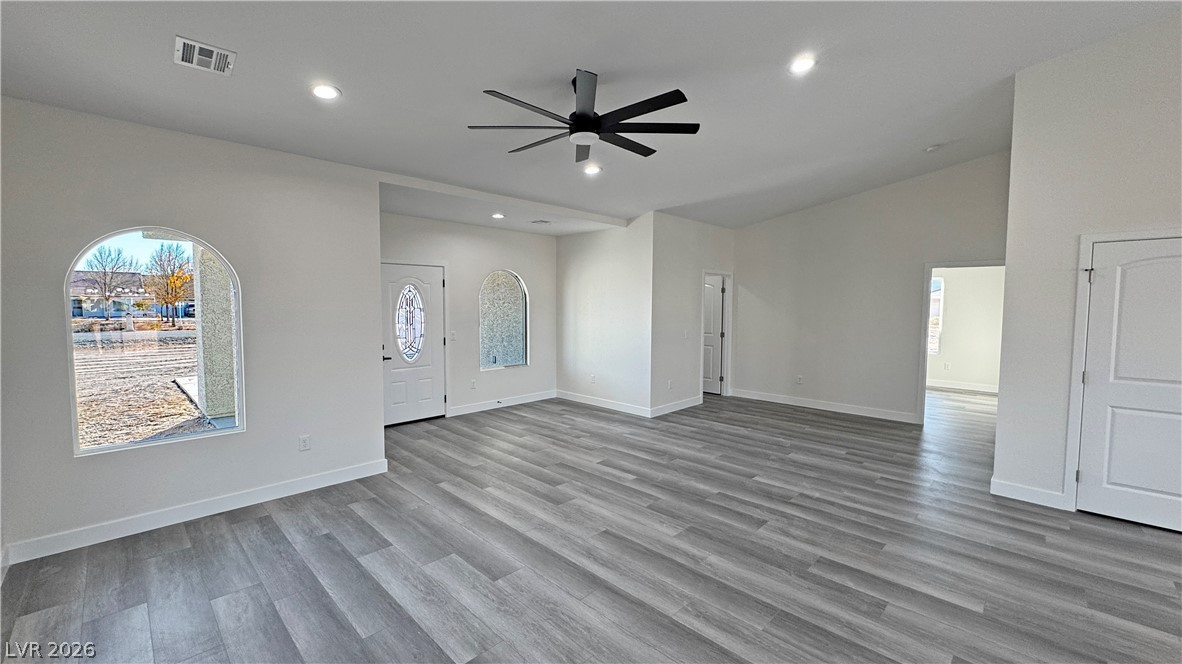 Photo 6 of 74, 2111 W Carnation Way