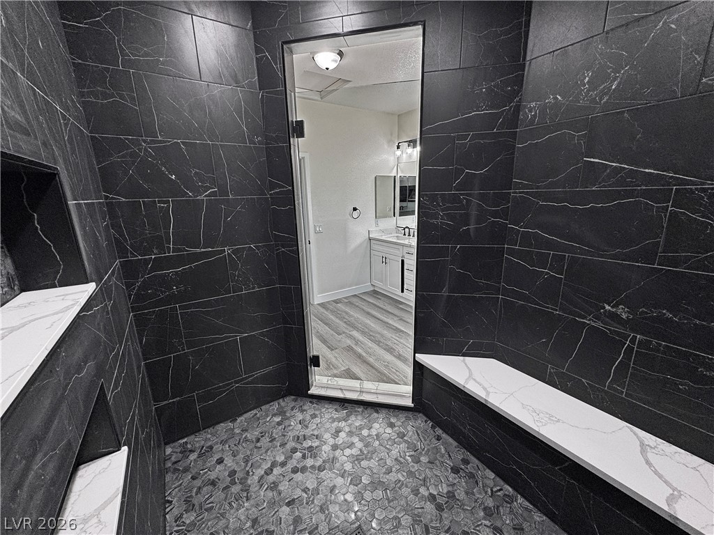 Photo 44 of 74, 2111 W Carnation Way