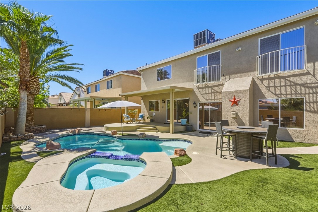 Photo 4 of 9620 Orchid Bay Drive