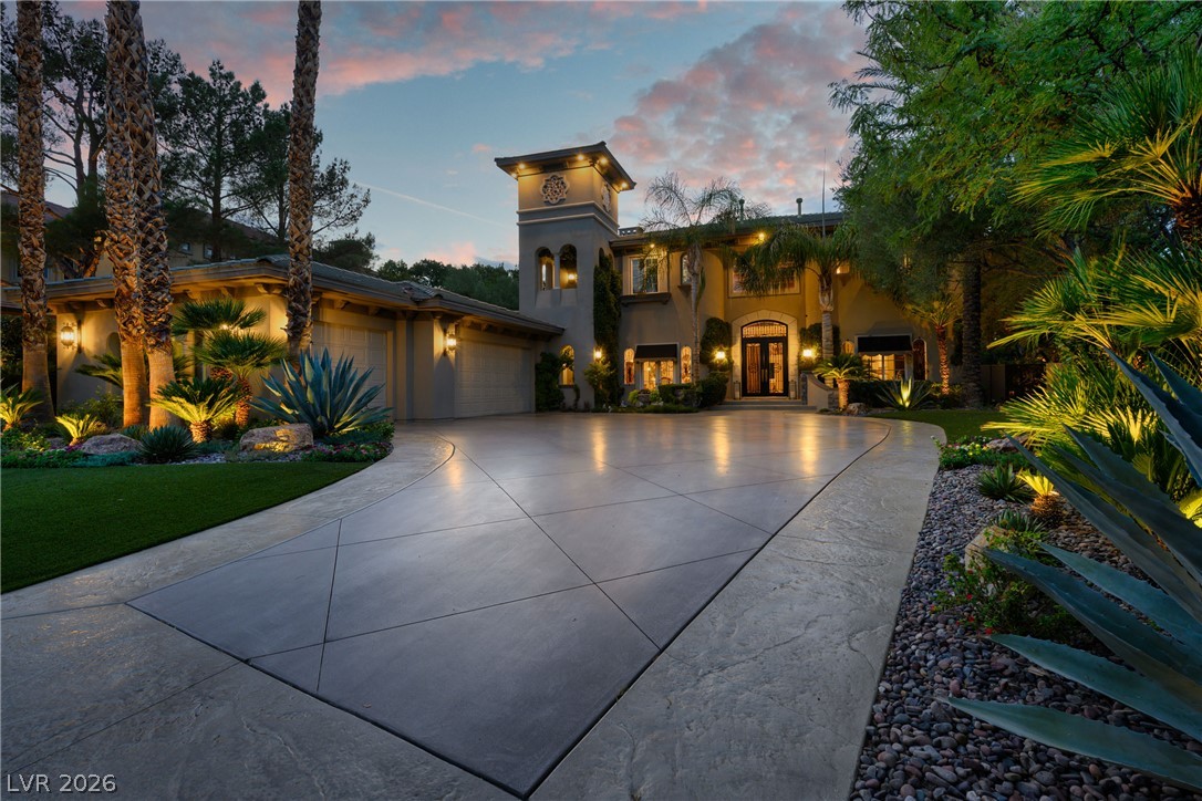 9512 Tournament Canyon Drive, Las Vegas 89144