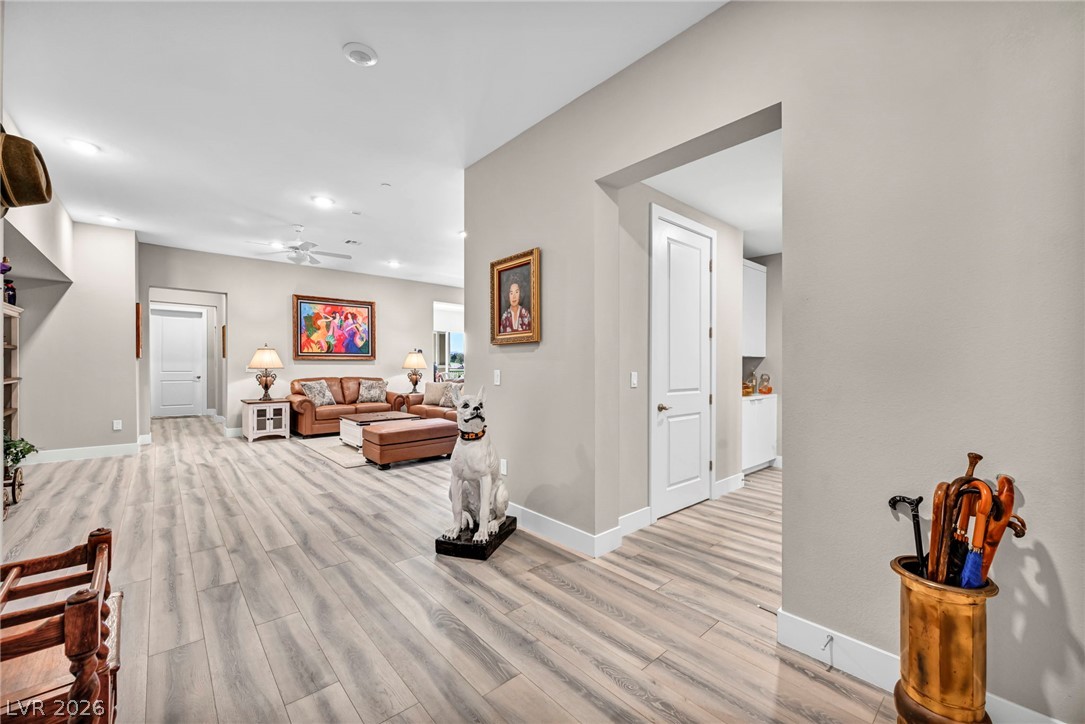 Photo 22 of 89, 9125 Las Manaitas Avenue #302