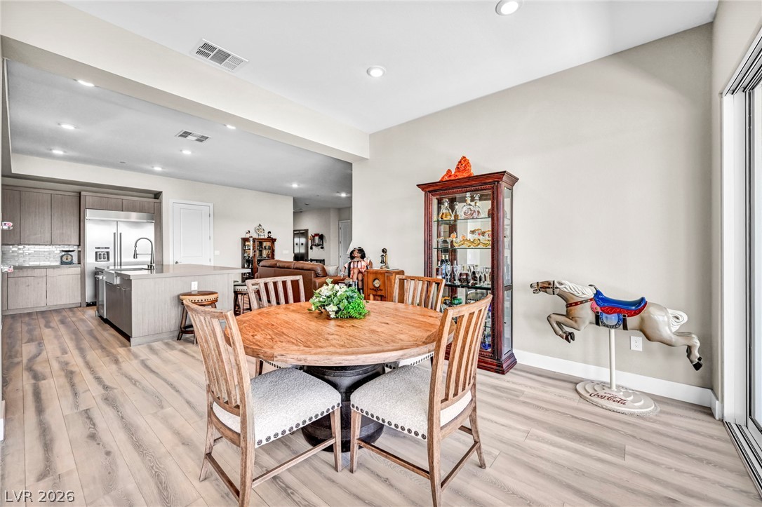 Photo 24 of 89, 9125 Las Manaitas Avenue #302