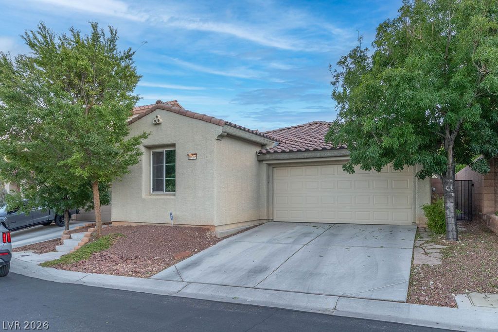 10705 Mentesana Avenue, Las Vegas 89166