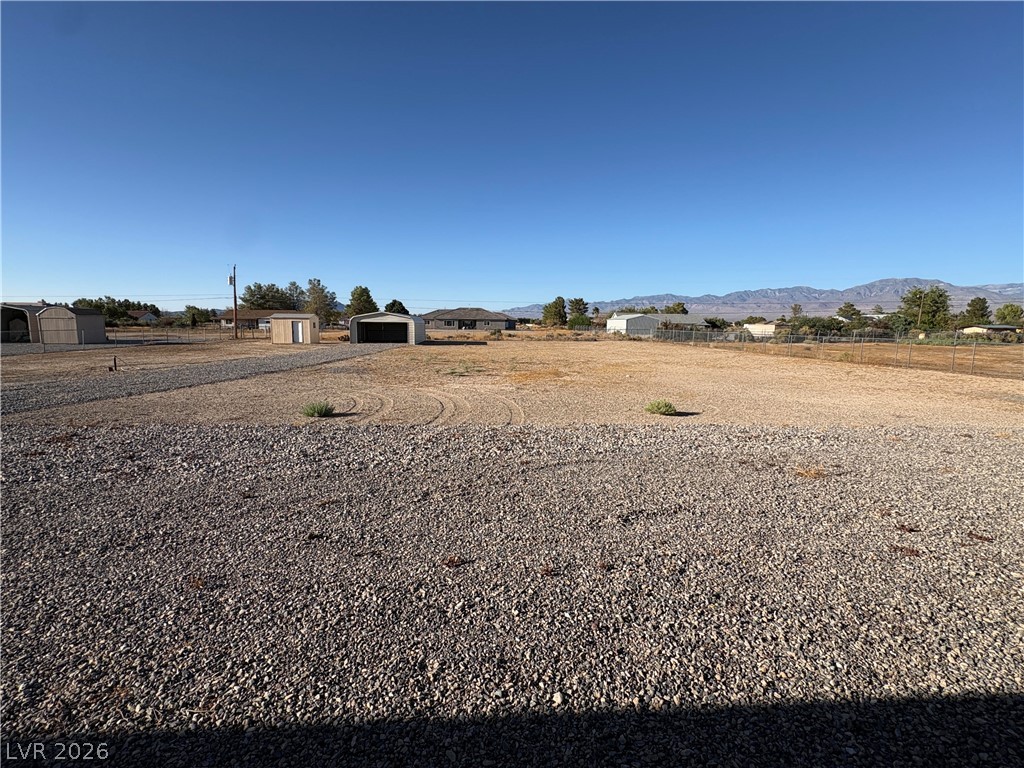 Photo 13 of 13, 850 W Calvada Boulevard