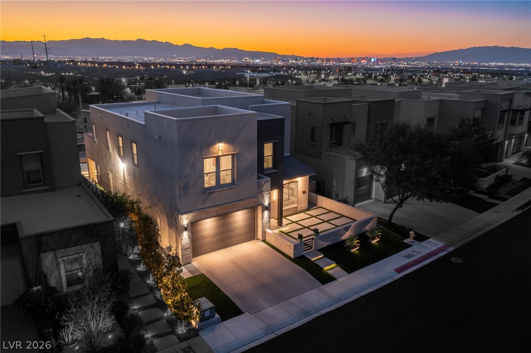 Photo 8 of 81, 767 Glowing Horizon Street
