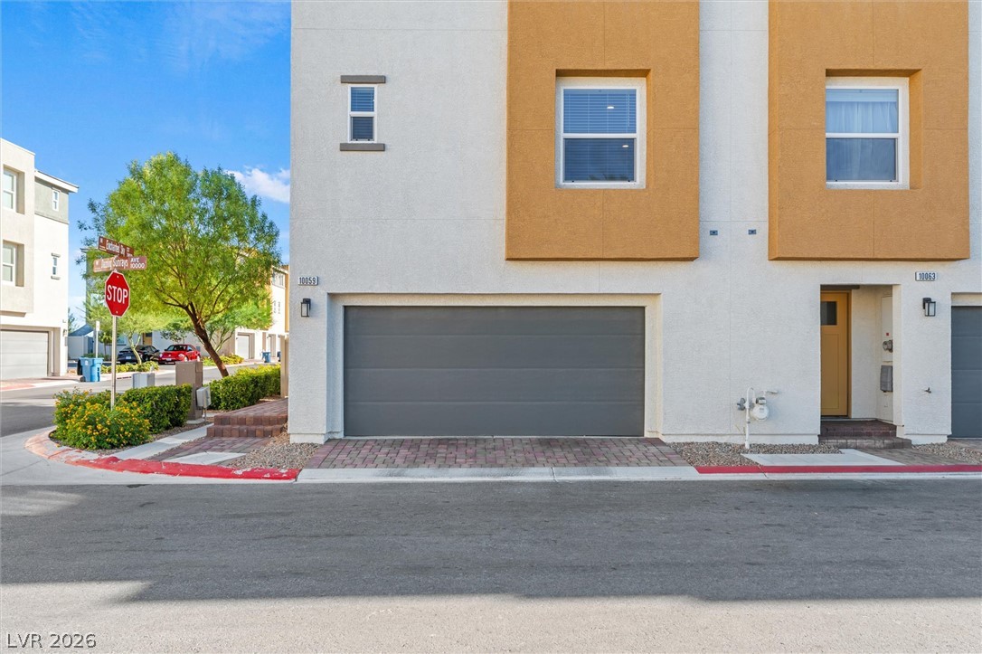 Photo 5 of 10059 Dazzling Sunrays Avenue