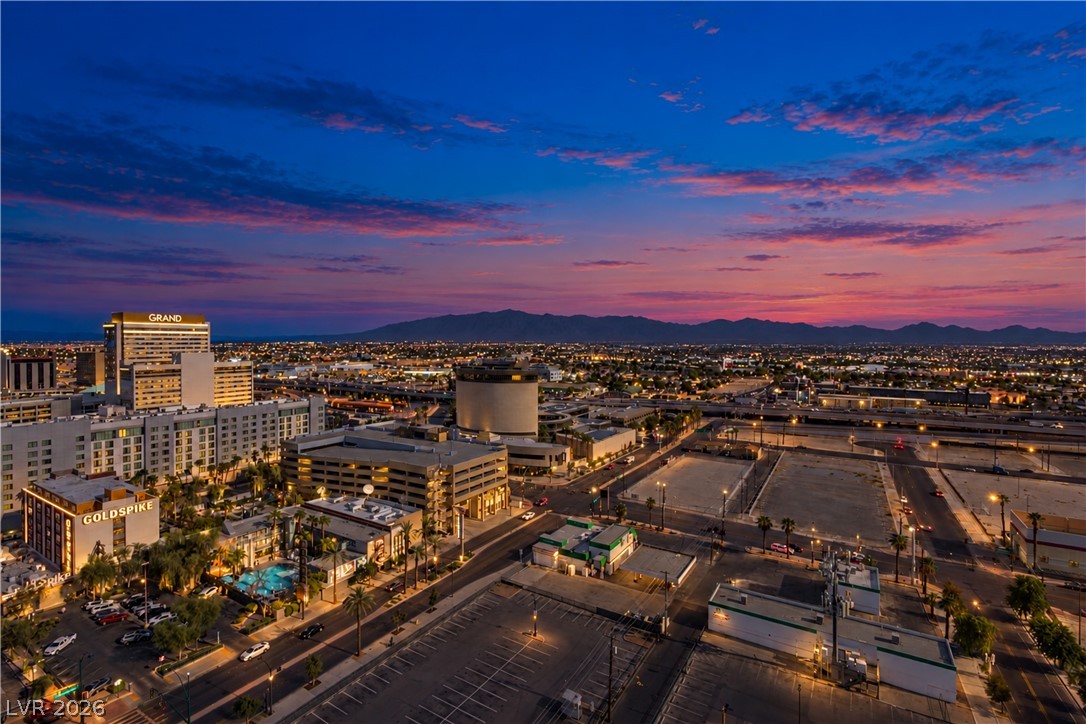 Photo 30 of 55, 150 Las Vegas Boulevard #2015