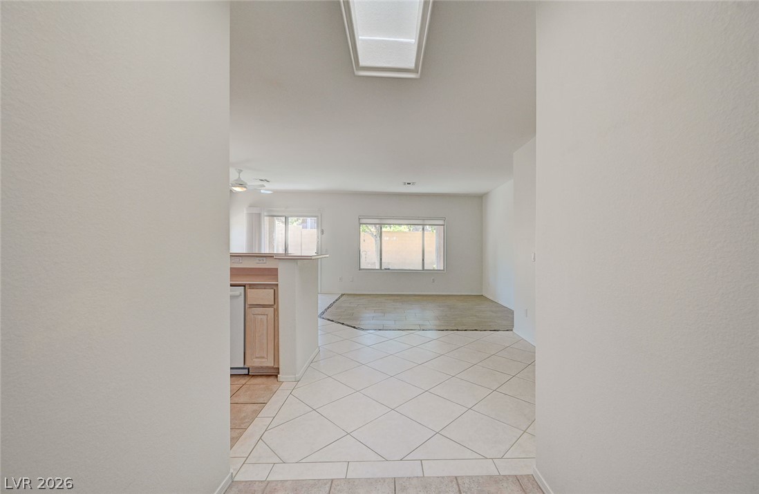 Photo 6 of 74, 2529 Springville Way