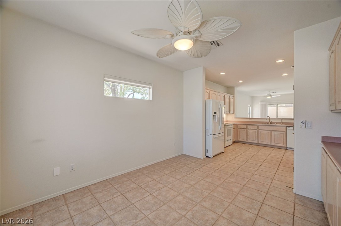 Photo 33 of 74, 2529 Springville Way