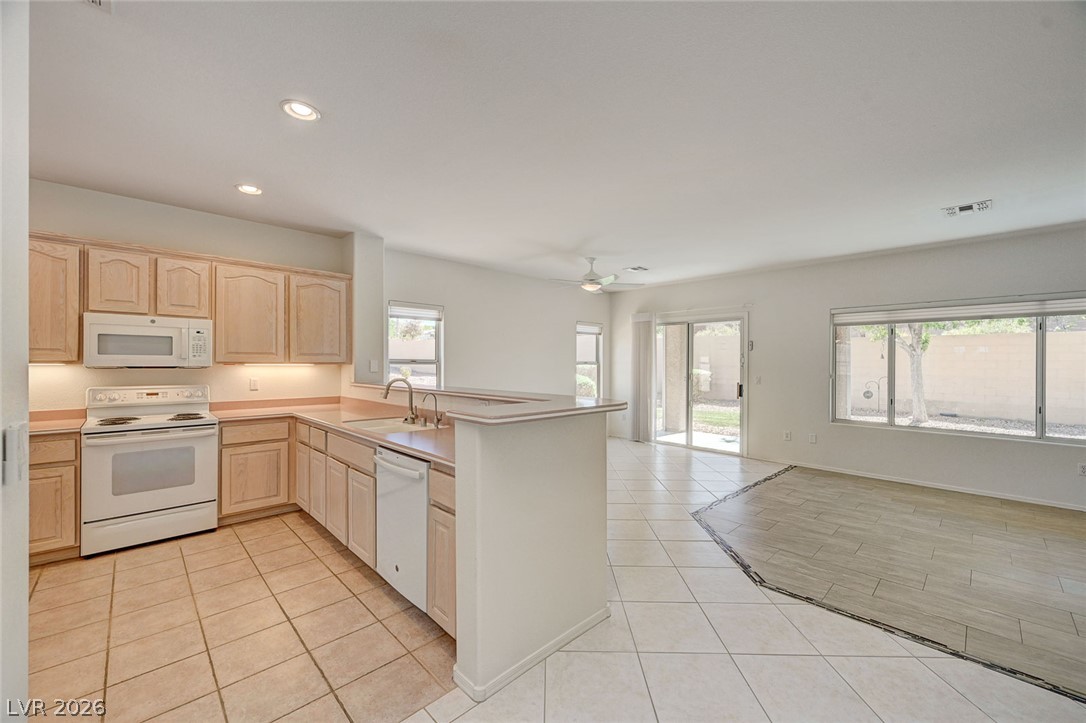 Photo 22 of 74, 2529 Springville Way