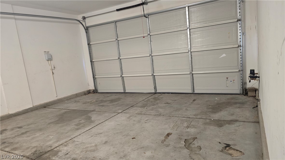 Photo 8 of 17, 6806 Chargehand Avenue
