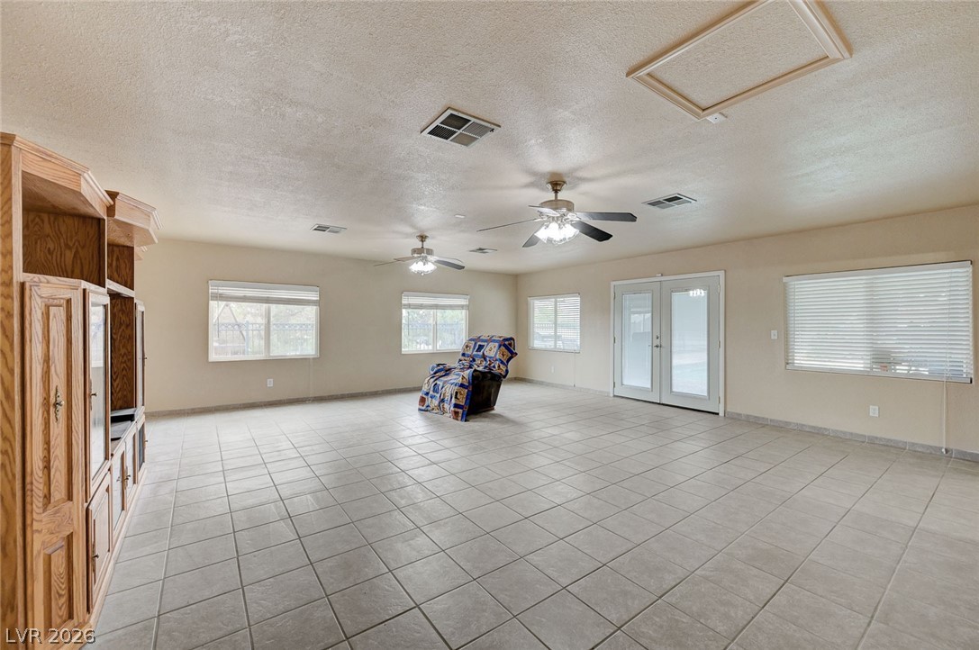 Photo 43 of 89, 120 W Middleton Drive