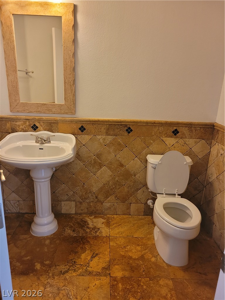 Photo 14 of 37, 7020 Manzanares Drive