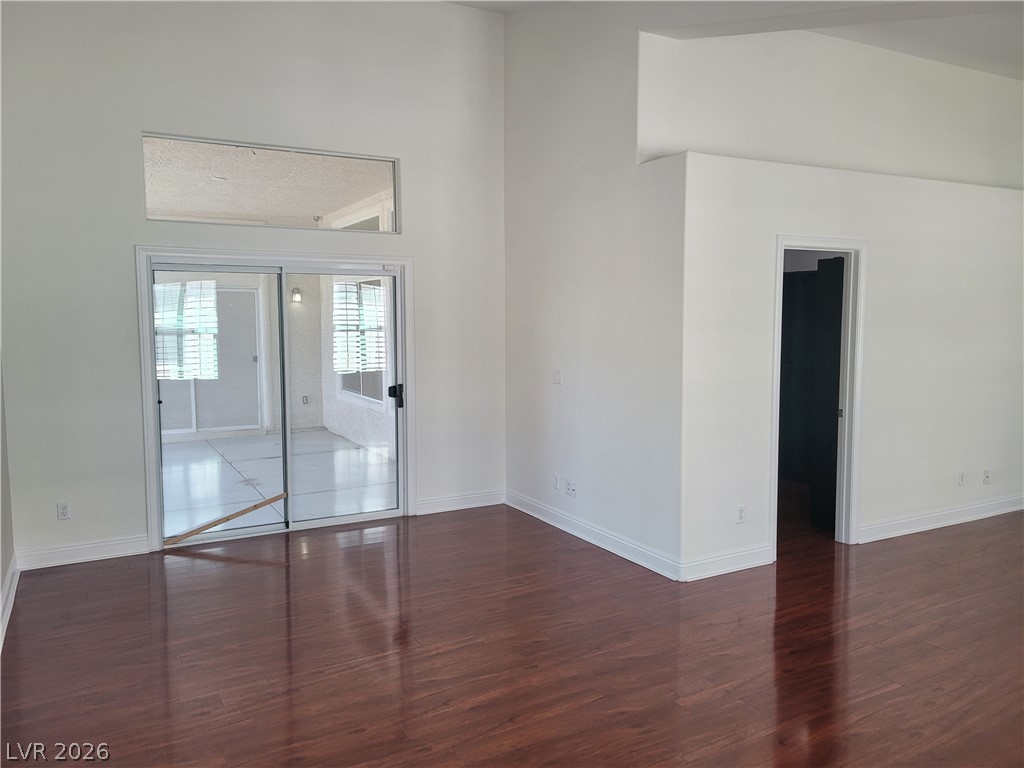 Photo 23 of 37, 7020 Manzanares Drive