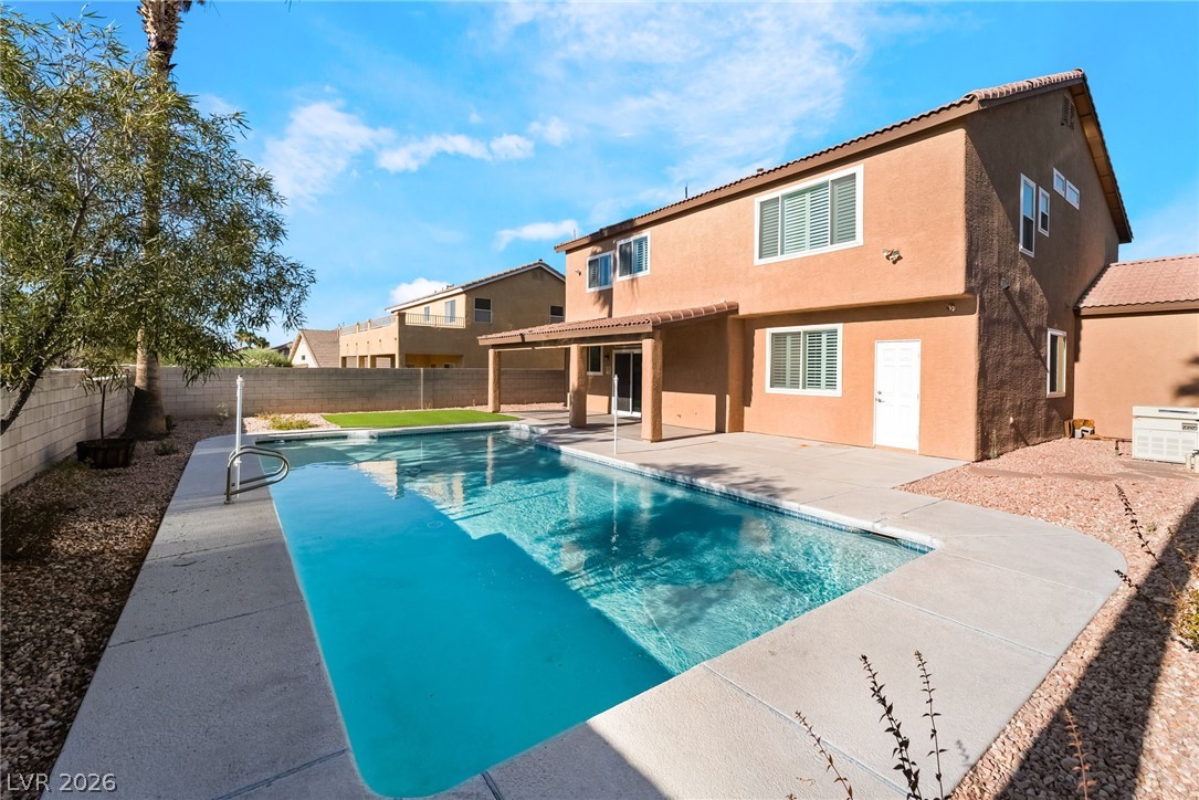 261 Timber Hollow Street, Henderson 89012