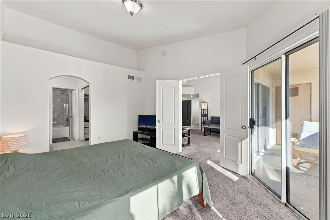 Photo 11 of 30, 7400 W Flamingo Road #2088
