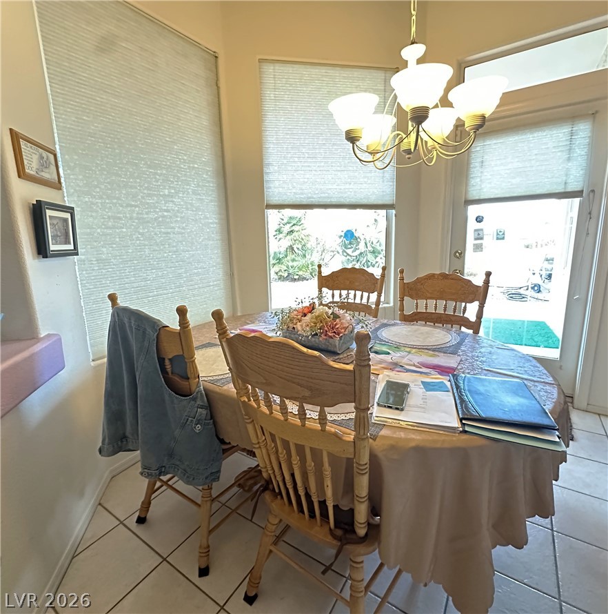 Photo 9 of 24, 2936 Hawksdale Drive