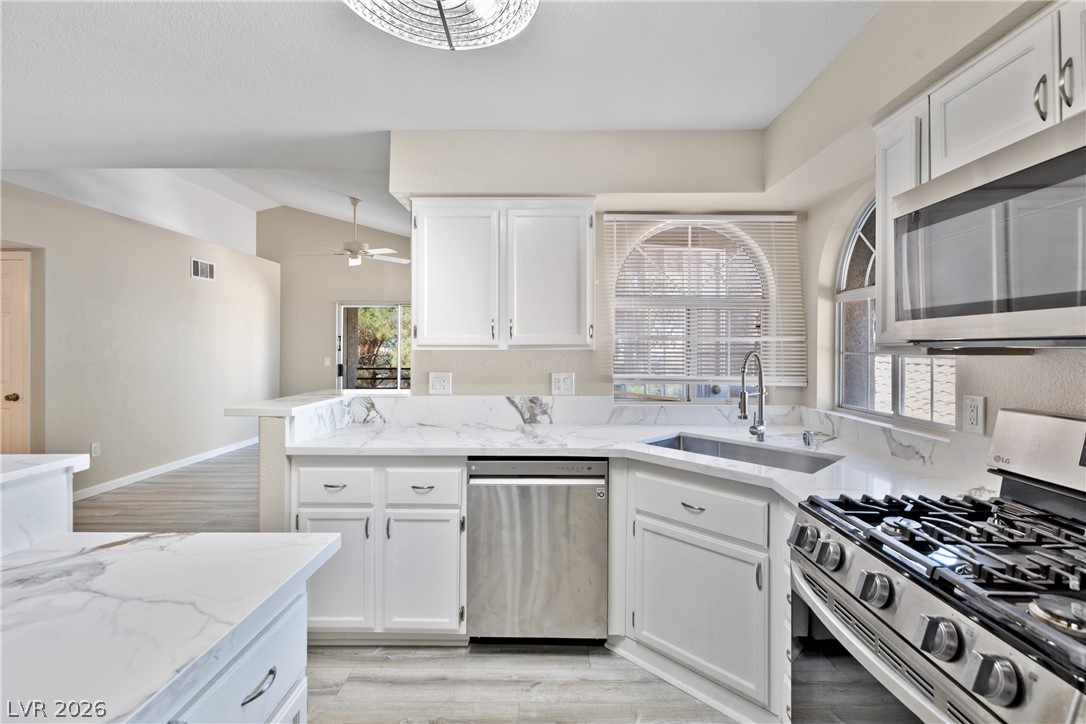 Photo 8 of 22, 2251 Wigwam Parkway #1126