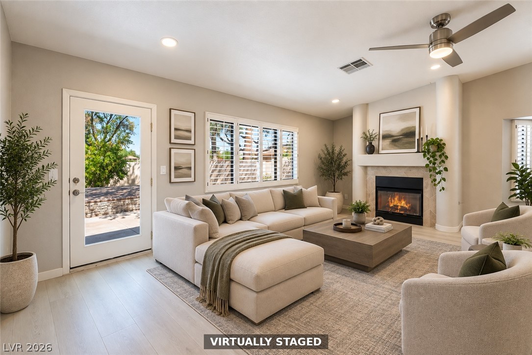 Photo 15 of 61, 2433 Chatfield Drive