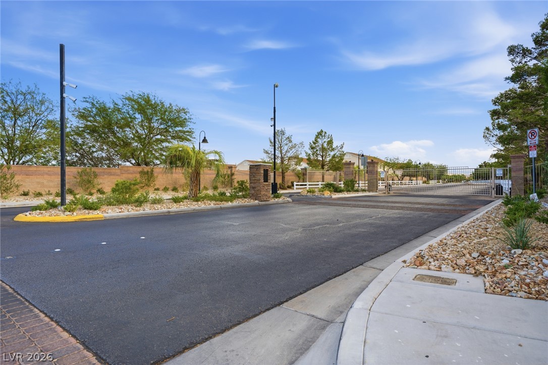 Photo 29 of 32, 8789 Horizon Wind Avenue #103