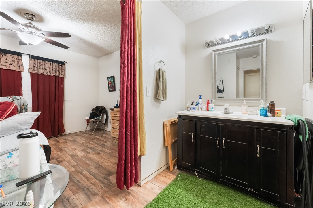 Photo 60 of 94, 828 Sagman Street