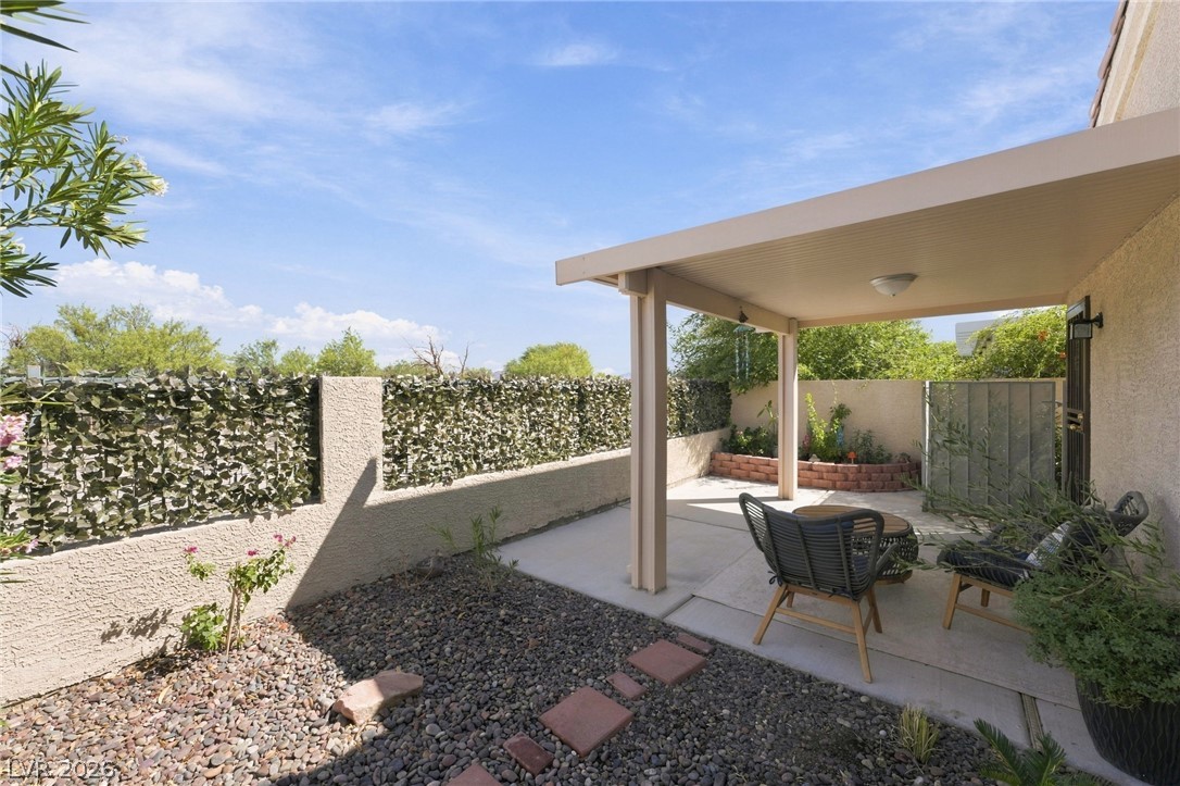 Photo 28 of 38, 4960 Mascaro Drive
