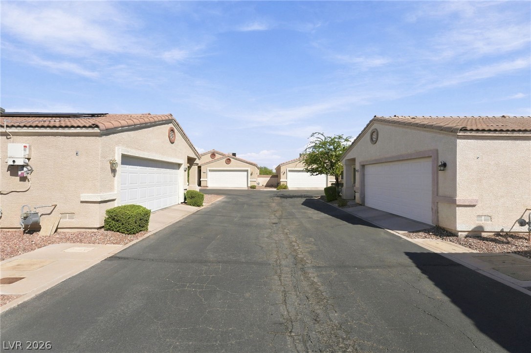 Photo 31 of 38, 4960 Mascaro Drive