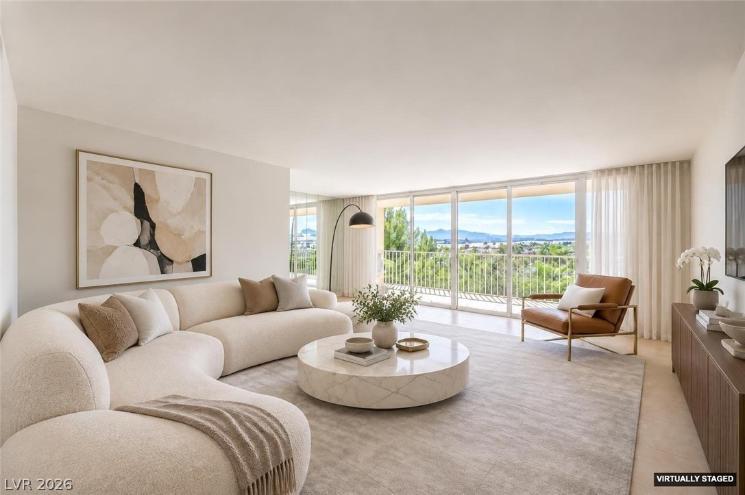 205 E Harmon Avenue #807, Las Vegas 89169