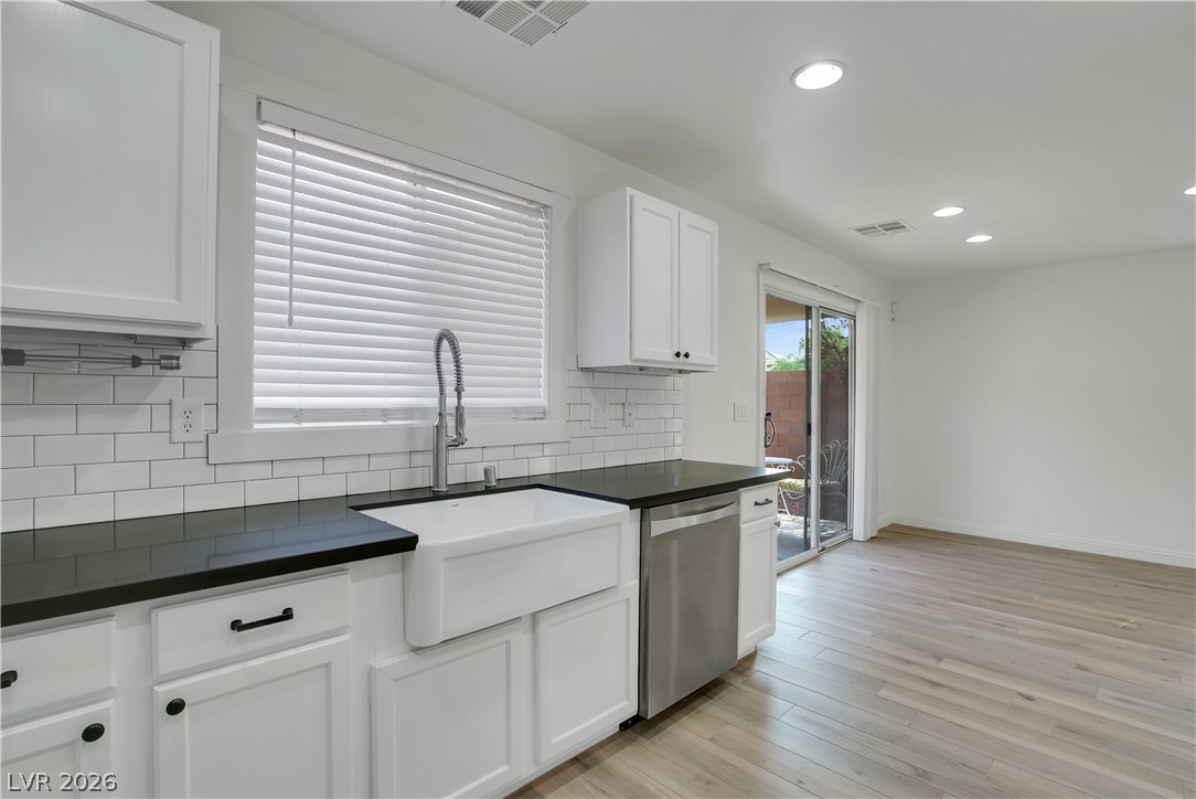 Photo 11 of 32, 10250 HEADRICK Drive