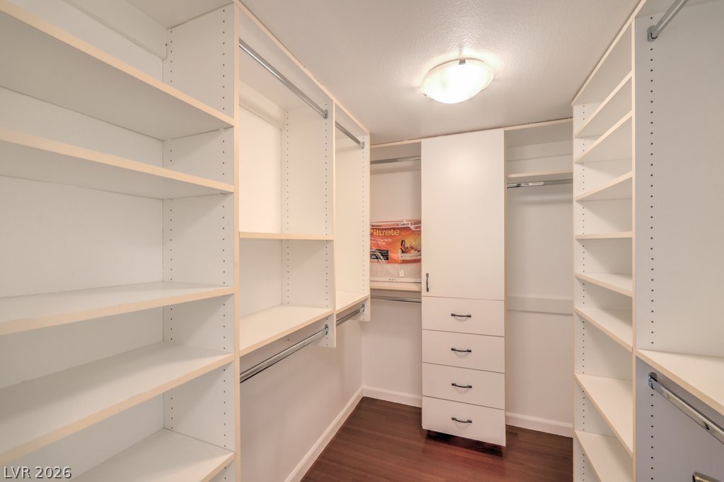 Photo 7 of 17, 205 E Harmon Avenue #107