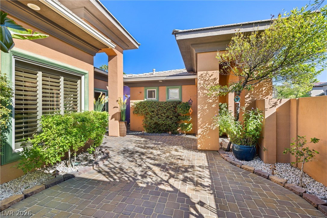 Photo 9 of 76, 1517 Marbella Ridge Court