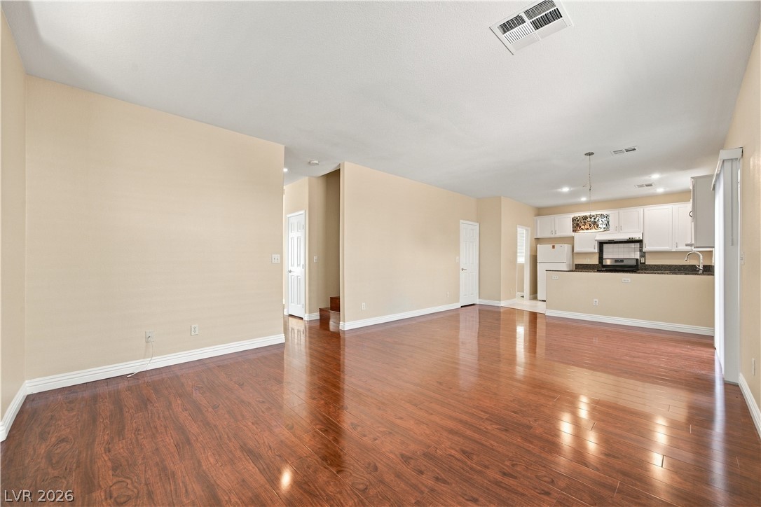 Photo 5 of 5218 Monterey Park Circle