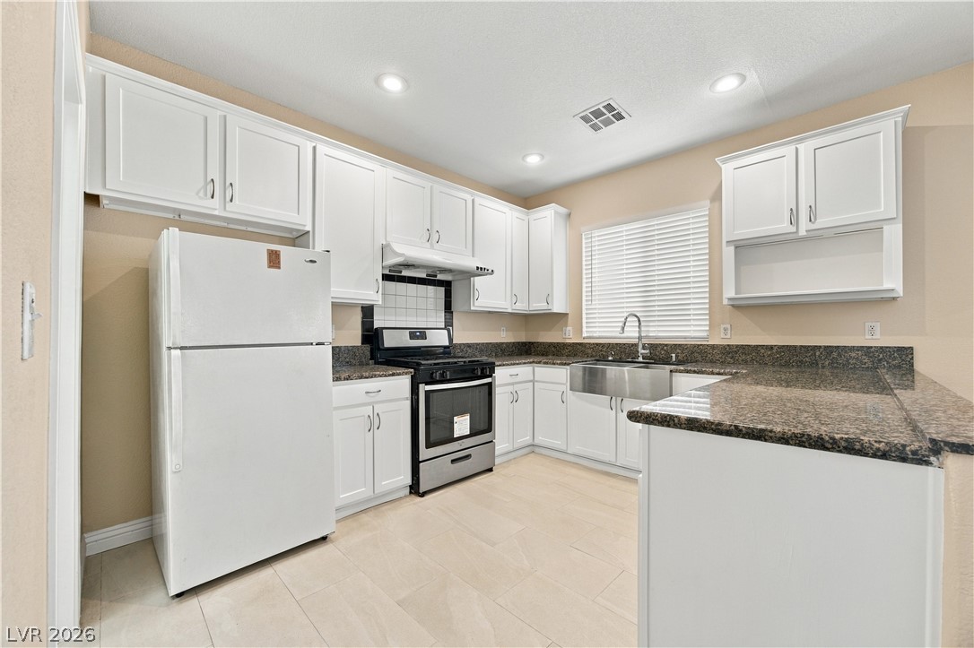 Photo 7 of 36, 5218 Monterey Park Circle