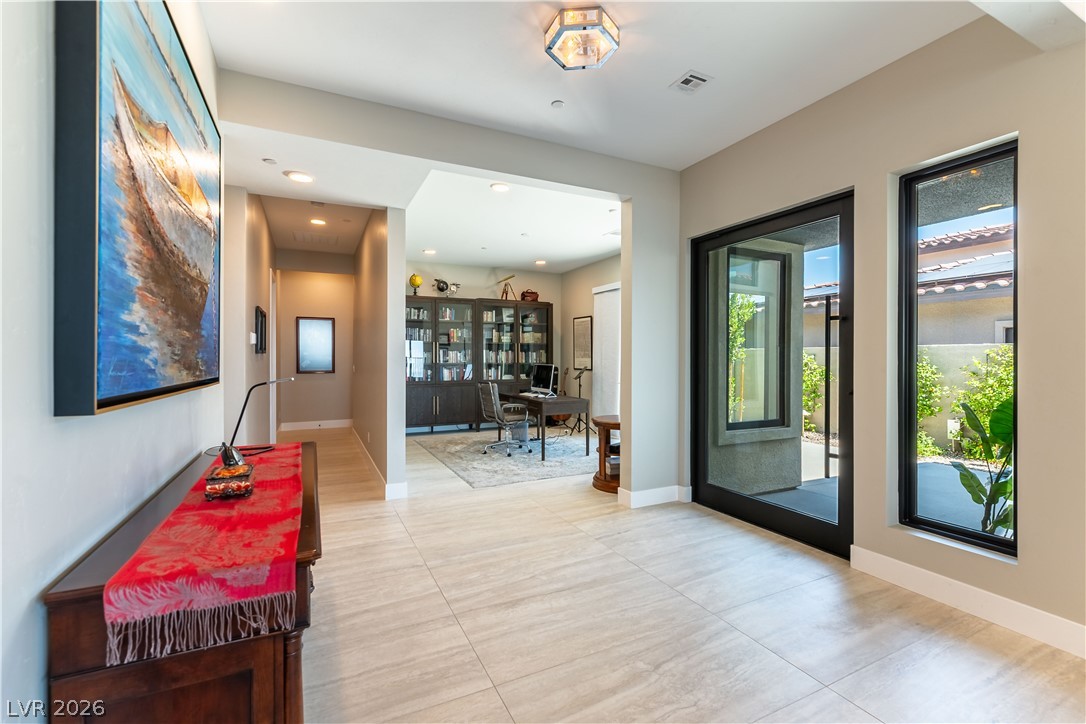 Photo 3 of 446 Highview Ridge Avenue