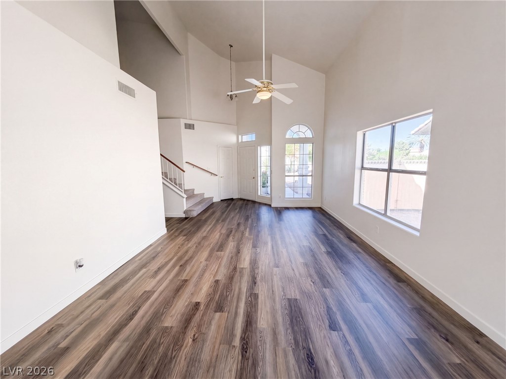 Photo 3 of 1917 Altivo Drive