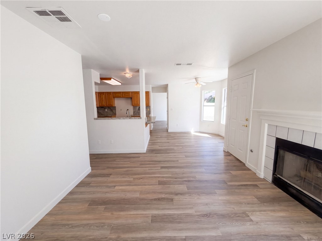 Photo 10 of 39, 1917 Altivo Drive