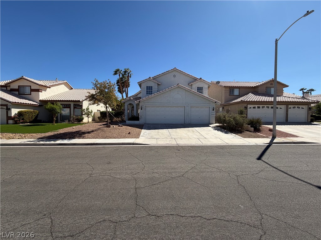 Photo 33 of 39, 1917 Altivo Drive