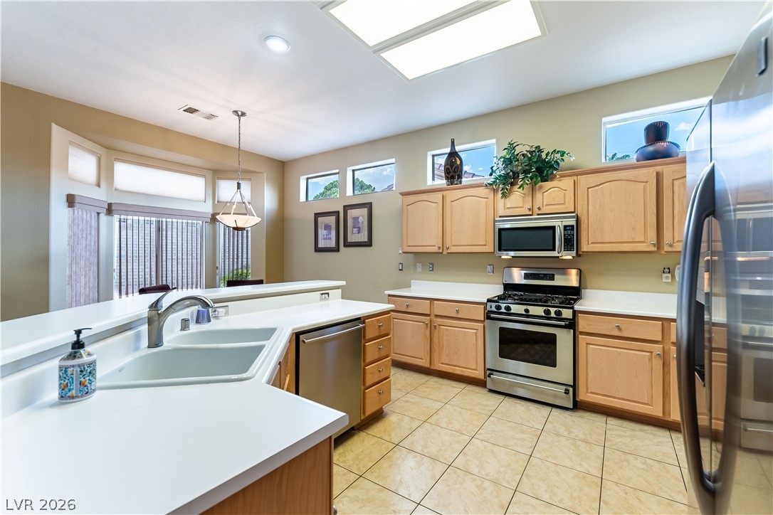 Photo 16 of 32, 3101 Hawksdale Drive