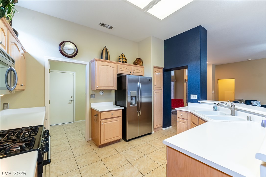 Photo 17 of 32, 3101 Hawksdale Drive