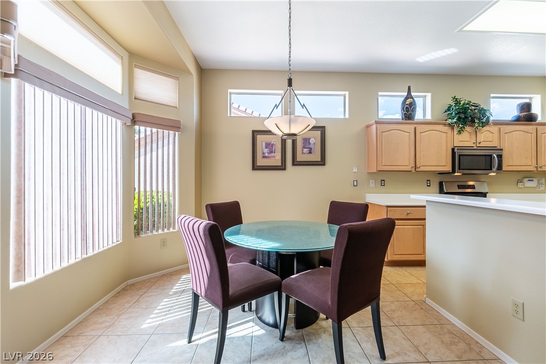 Photo 13 of 32, 3101 Hawksdale Drive