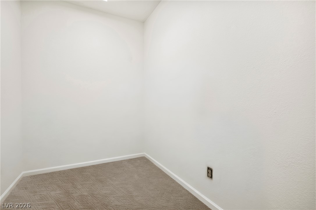 Photo 15 of 41, 10217 King Henry Avenue #202