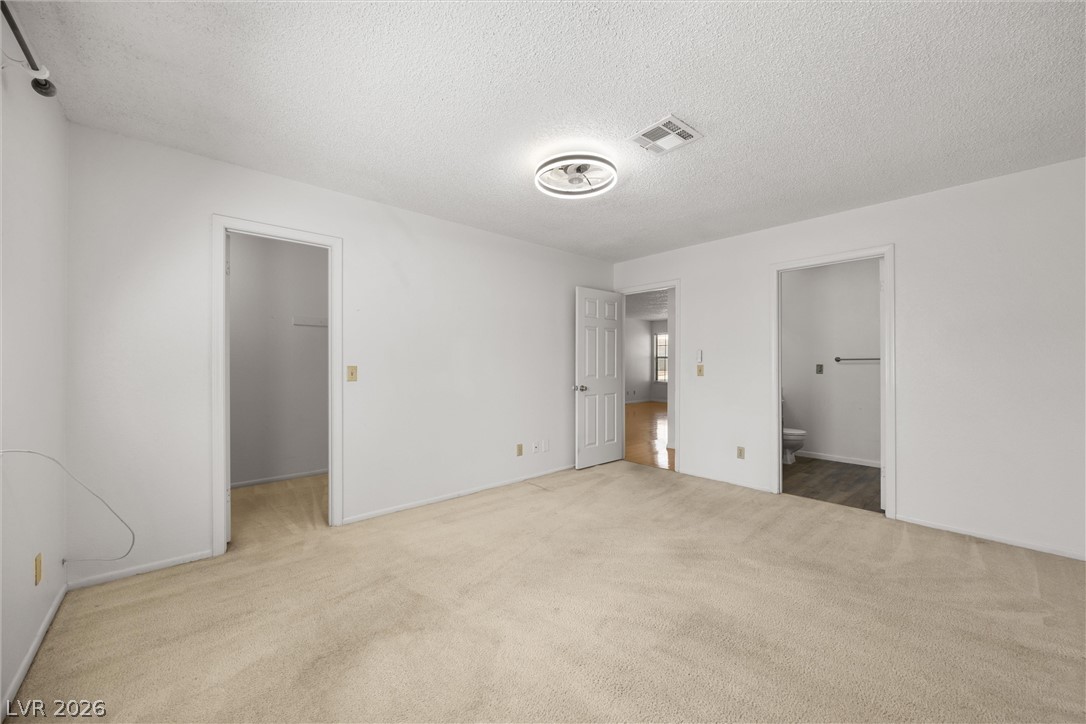 Photo 15 of 22, 5576 W Rochelle Avenue #23D